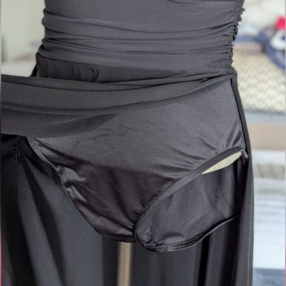 Magic Suit black shaping swimsuit with attached skirt size 8 - Picture 3 of 9